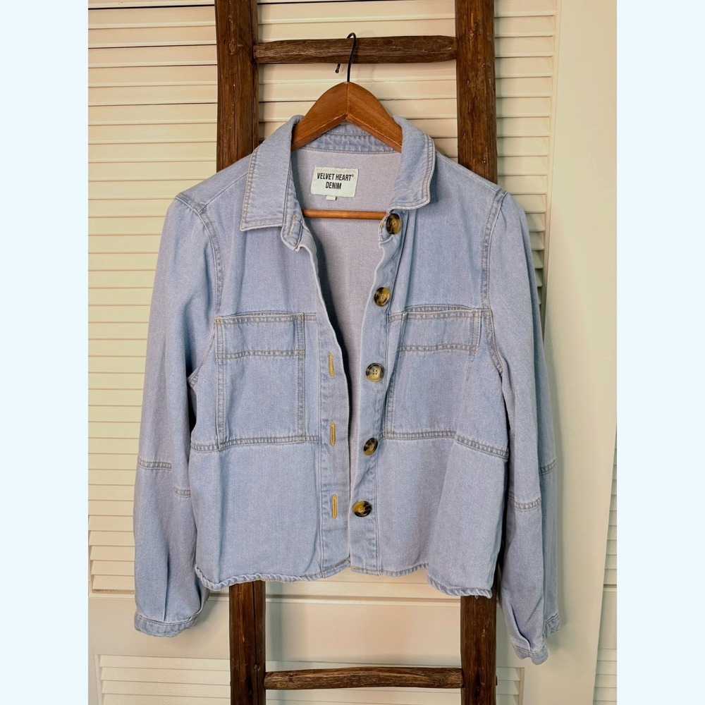 Velvet Heart Denim‎ Light Wash Button Front Cropped Trucker Jacket Size S